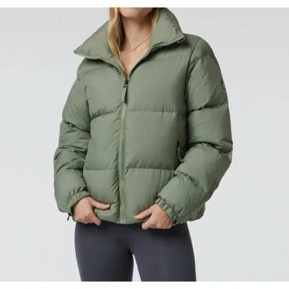 Vuori Hillside Down Jacket Sz. Small with tags - Picture 2 of 4